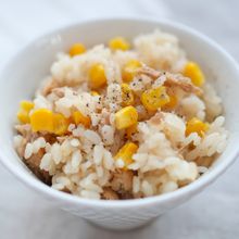 コーンとツナのやや中華風炊き込みごはん