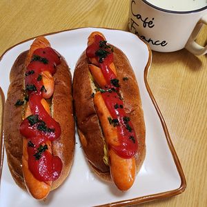 ナムディの作ってみた!投稿(クセになる♡『カレー風味ホットドッグ』パパッとお弁当にも♪)