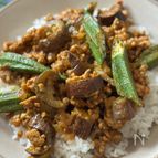 【夏休みにも】簡単！オクラとなすのキーマカレー