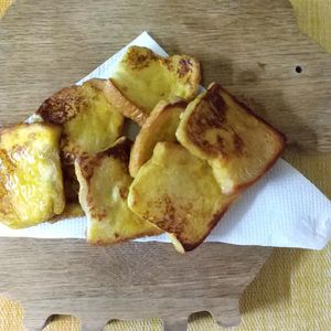 チョロリスの作ってみた!投稿(【ふわとろ♪カレーフレンチトースト】余った食パンを使い切る！)