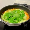 手軽にあと一品♩彩り野菜とちくわのごま和えの工程2