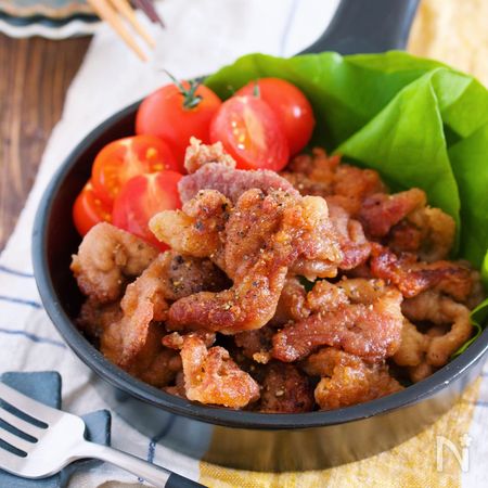 油は大さじ3 包丁いらず 豚こまのサクサク ペッパー唐揚げ By ｙｕｕ レシピサイト Nadia ナディア プロの料理家のおいしいレシピ