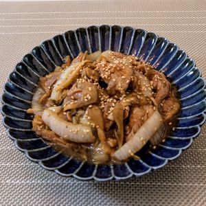 𝔂𝓾𝓶𝓲🍓の作ってみた!投稿(ガッツリご飯がススム＊豚こま切れ肉と玉ねぎのコク旨炒め)