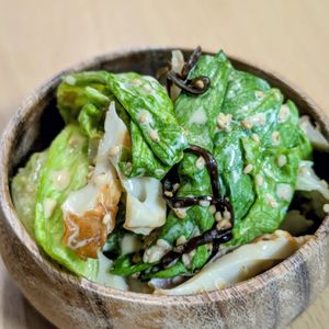 まゆのの作ってみた!投稿(レモンが爽やか～激旨♡レタスとちくわの塩昆布レモンマヨサラダ)