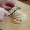 さつま揚げで満足感アップ♡簡単きんぴら蓮根の工程1