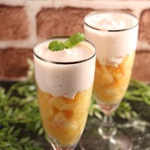 簡単!完熟桃パフェ ハニーレモンクリーム