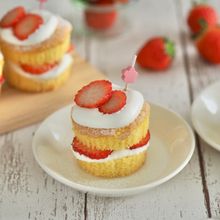 ふわふわ!苺のカップケーキ