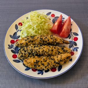 𝔂𝓾𝓶𝓲🍓の作ってみた!投稿(簡単おかず！鶏ゴマささみフライ)
