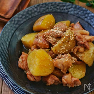 *新じゃがと鶏肉の甘辛バター煮*