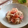 抱えて食べたい!【トマトと新玉ねぎとささみのサラダ】