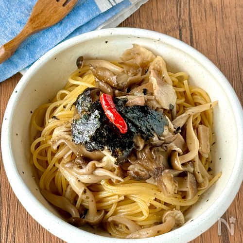 ワンパンで簡単【きのことベーコンの和風スパゲティ】