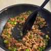 【にんにくそぼろ】やみつきコクうまご飯泥棒の工程3