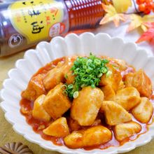ソースたっぷり！ご飯が進む『むね肉と厚揚げの絶品エビチリ風』