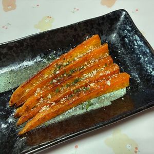 maple cherryの作ってみた!投稿(1番美味しい食べ方！甘さに驚く【にんじん塩チーズグリル】)
