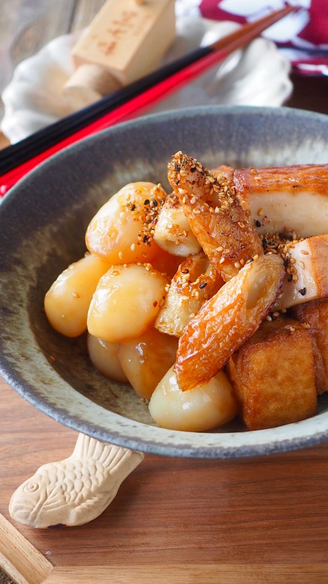 味しみの秘密！厚揚げとこんにゃく甘辛煮】脇役3兄弟で主役級 | レシピ