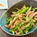【パパッと5分】ピーマンとしめじとウインナーのカレーマヨ炒め