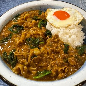 楽ラク手抜キッチン🐶🐾の作ってみた!投稿(『ほうれん草のキーマカレー』ワンパン10分‼︎煮込み要らず☆)