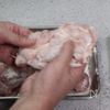 チキンカツで作る！親子かつ丼♪の工程1
