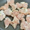 【ぷりっと柔らか】鶏むね肉とピーマンのトリチリの工程2