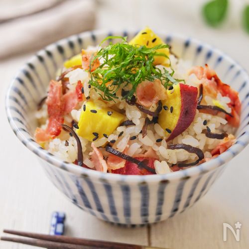 10分！さつまいもとベーコンの塩昆布バター混ぜご飯