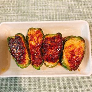 なつみの作ってみた!投稿(ピーマンの肉詰め照り焼き風)