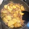 新じゃがと豚そぼろの甘辛炒めの工程3