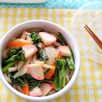 かまぼこと菜の花の甘酢あんかけうどん
