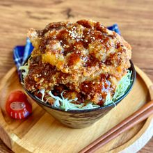 ここぞの日に！薄切り肉の【勝負ソースかつ】