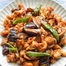 驚くほどお肉柔らか♪絶品過ぎる♪豚こまとナスの甜麺醤炒め♪