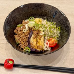 すじのこの作ってみた!投稿(マンネリ解消！満足感たっぷり【ひき肉と茄子のピリ辛そうめん】)