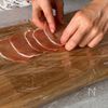 きゅうり生ハムロール〜香味野菜と梅香るクリチを挟んで〜の工程6