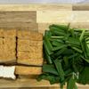 【厚揚げと豚ニラもやしのオイスター炒め】ごはんが進む一品!!の下準備