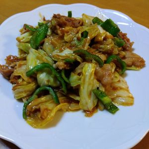 1402403の作ってみた!投稿(【旨辛味噌豚】材料2つで最強ご飯泥棒🍚)