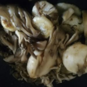 ぽぽペの作ってみた!投稿(旨味たっぷり【長芋と舞茸のおかかバター炒め】お弁当にも◎)