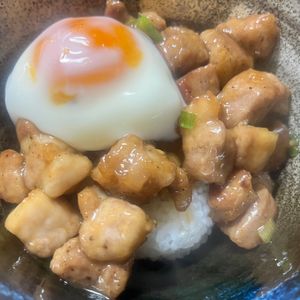 849763の作ってみた!投稿(【豚角煮の温玉しぐれ丼】生姜香る♪甘辛てりてり満腹おかず☆)