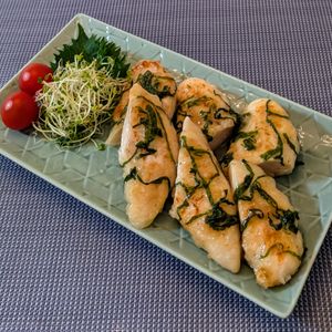 𝔂𝓾𝓶𝓲🍓の作ってみた!投稿(【鶏ささみと大葉の塩だれレモン】さっぱりやわらか〜♡)