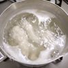 めっちゃ簡単に作る「鶏ささ身肉で作る棒々鶏風」の工程1