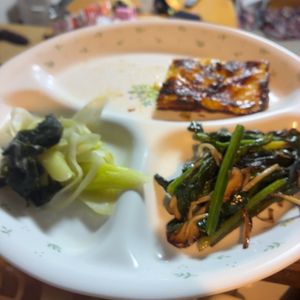 さっちゃんの作ってみた!投稿(【ほうれん草ときのこのオリーブソテー】付け合わせや副菜に♪)