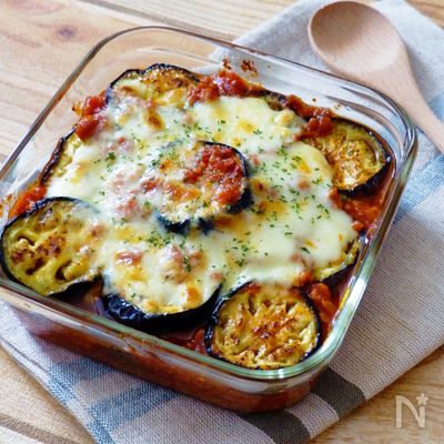 *レンジで楽うまトマトソース*とろとろナスのチーズ焼き