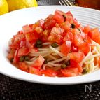 『トマトとレモンの冷製パスタ』暑い日はこういうの。