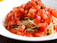 『トマトとレモンの冷製パスタ』暑い日はこういうの。