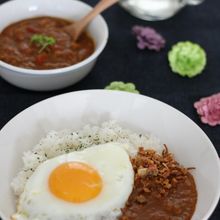 オリーブオイルとカレー粉で作るキーマカレー