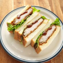 作業時間は5分！子供も大好き【ソースたっぷりカツサンド】