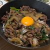 まるの作ってみた!投稿(甘辛な味付けとご飯が最高!『牛しぐれのニラ玉丼』)