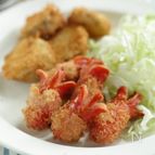 赤いウインナーのフライ