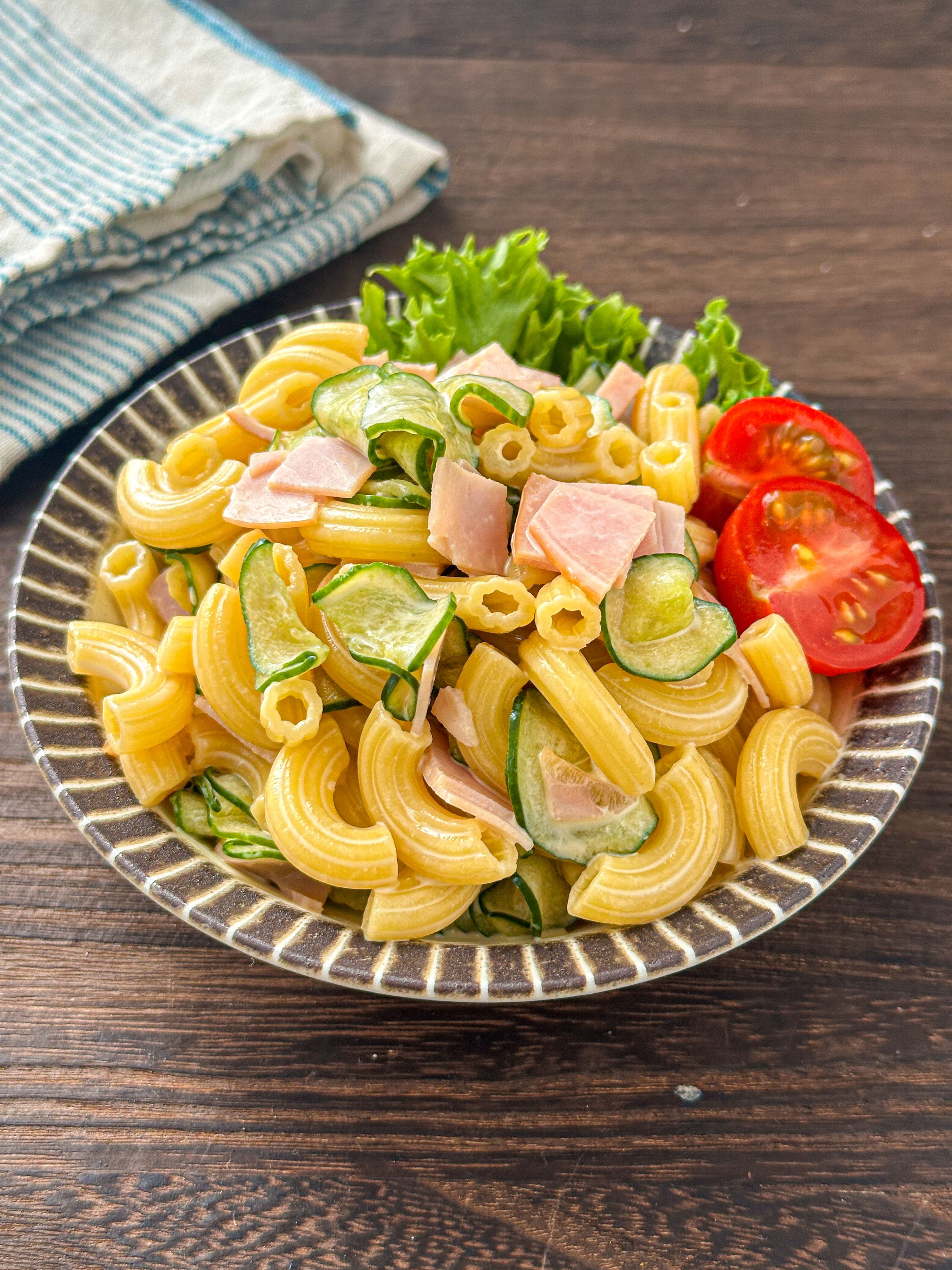 抱えて食べたい♪【マヨポンマカロニサラダ】 | レシピサイトNadia