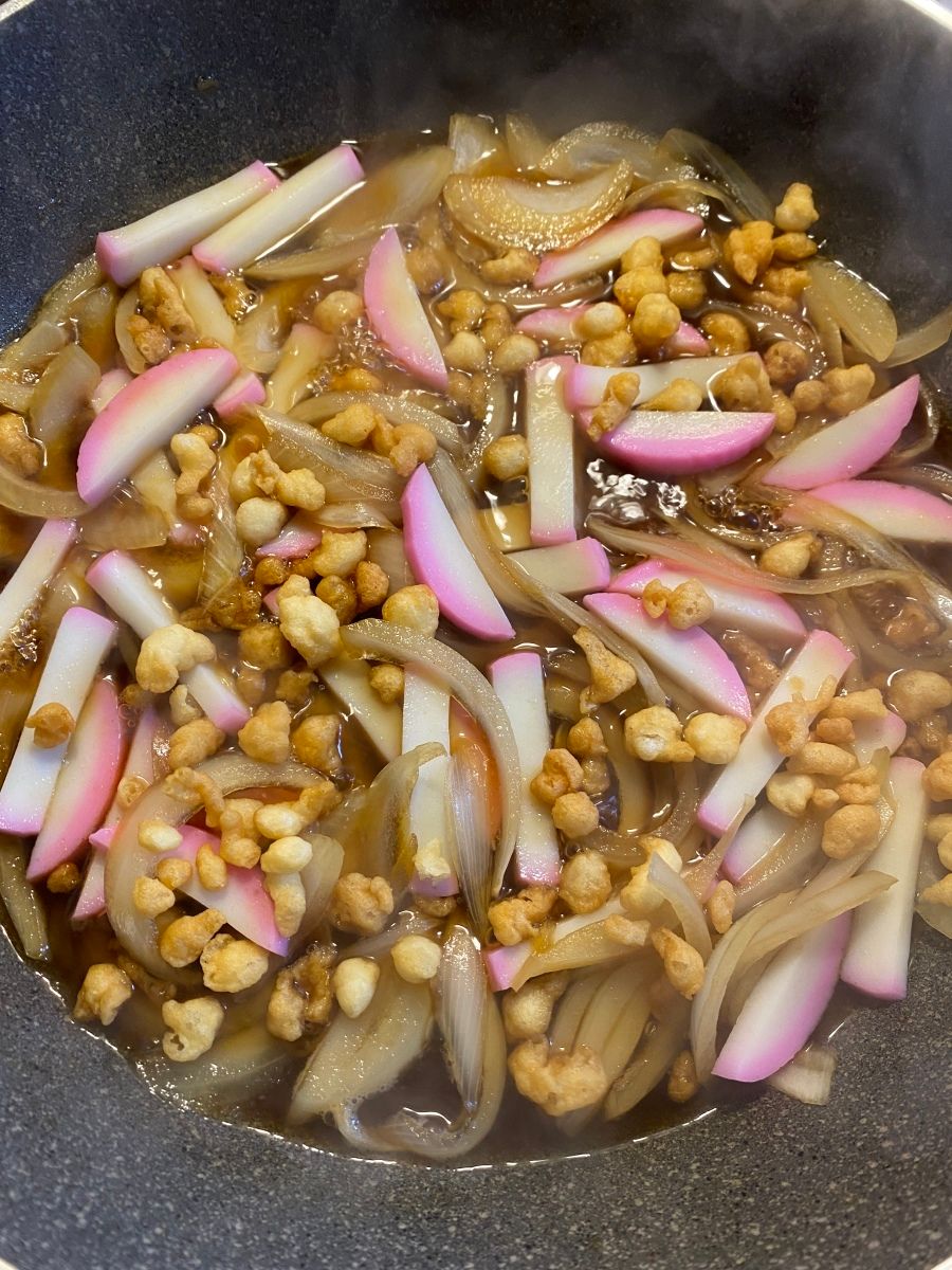 もちもち玉子丼 ちょっとどんぶり うすくち｜【ヒガシマル醤油】