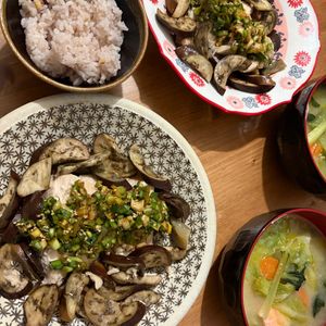 あんまんの作ってみた!投稿(うま辛♡よだれなす【#作り置き #鶏むね肉 #レンジ】)
