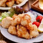下味冷凍♪カリッとじゅわっと♡『鶏むね肉の塩レモン唐揚げ』