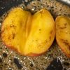 フライパンで手軽に!シナモン香る【蒸しりんご】の工程5